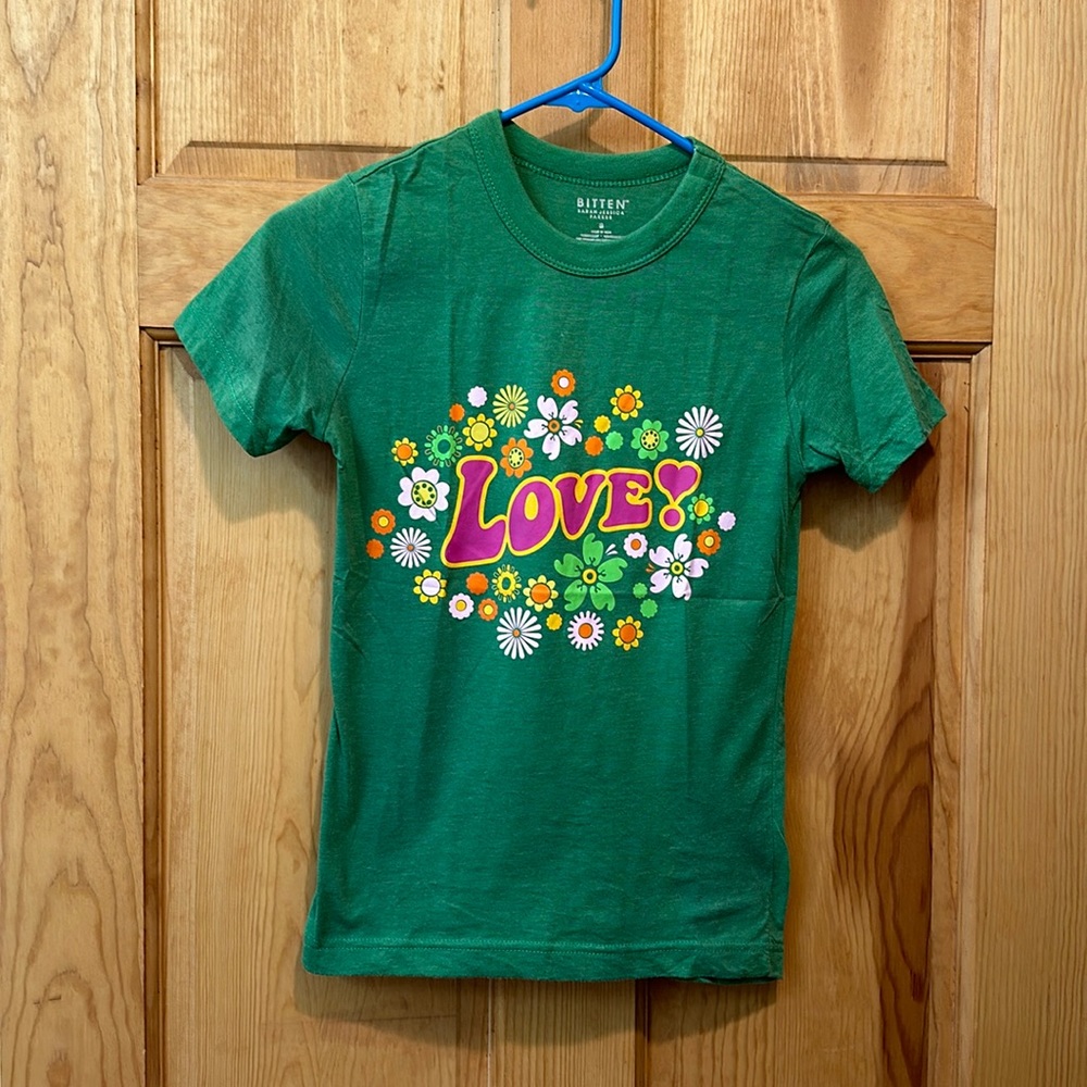 Love tee shirt